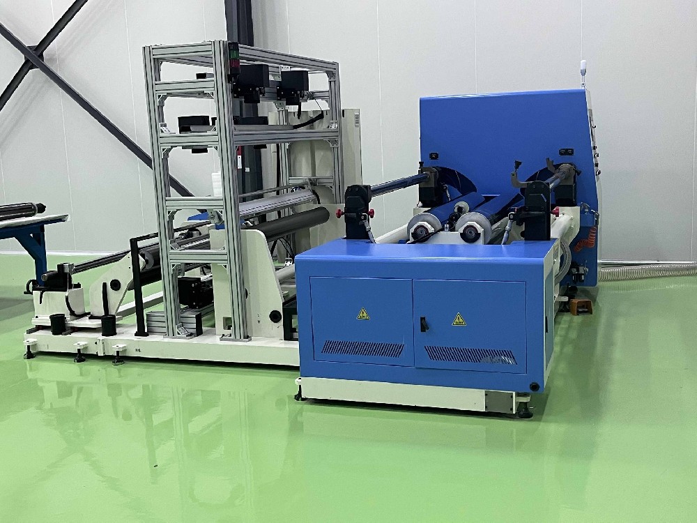 WY SL-1500ML微電腦控制涂碳鋁箔分切機